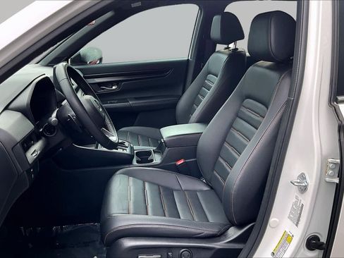 Used 2025 Honda CR-V Sport-L image 9