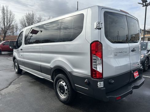 Used 2018 Ford Transit 350 XL image 6