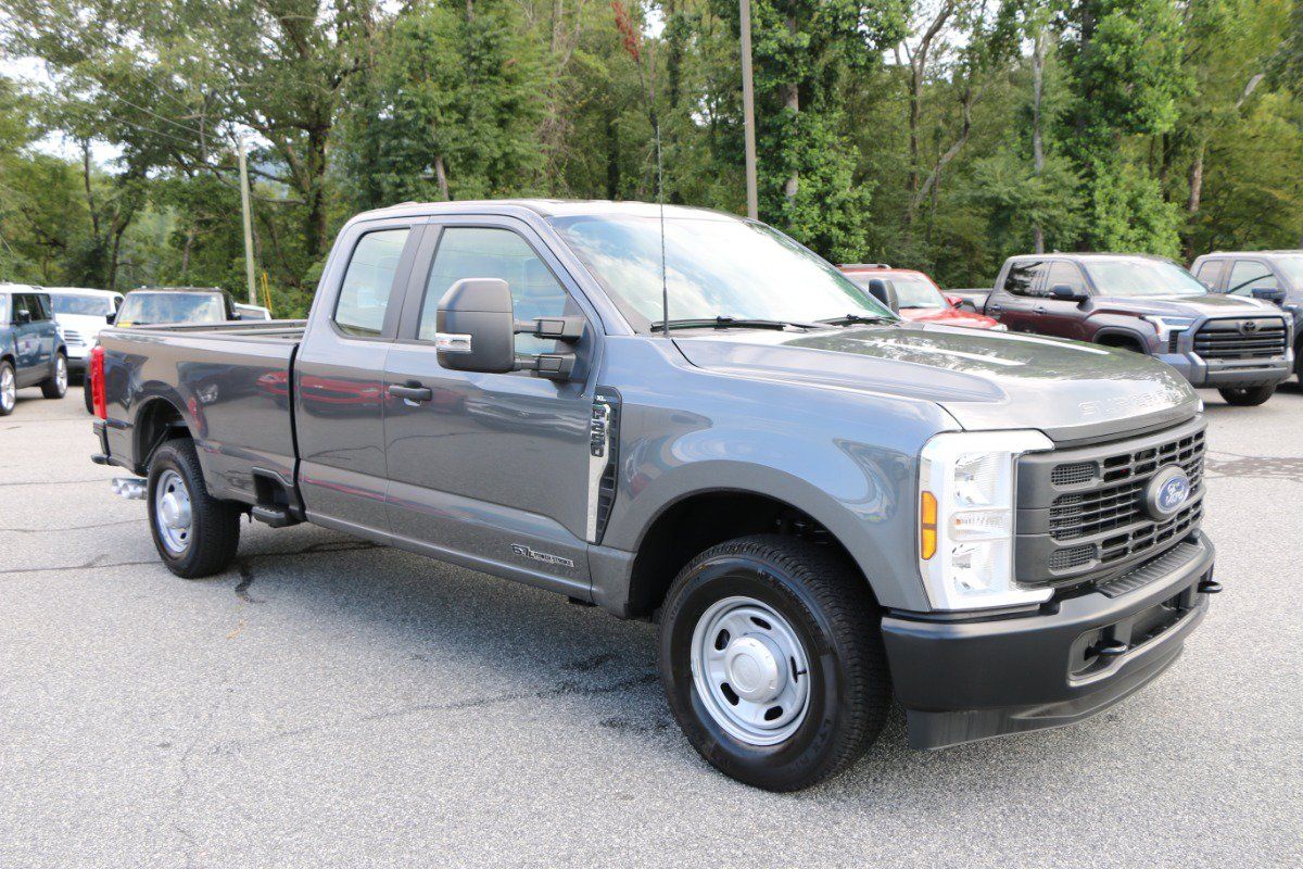 Used 2026 Ford F250 XL RWD image 10