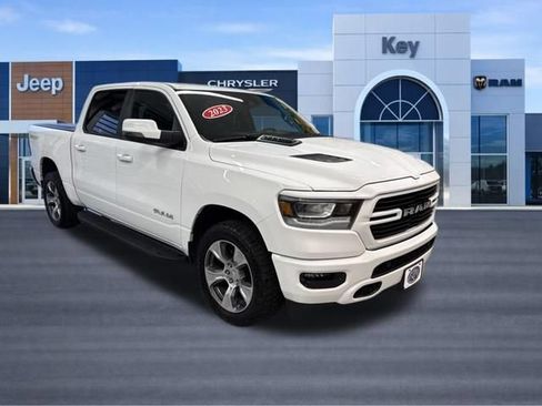Used 2023 RAM 1500 Laramie AWD/4WD image 11