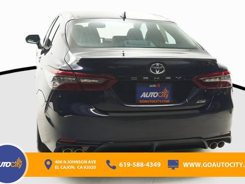 Used 2022 Toyota Camry XSE image 15