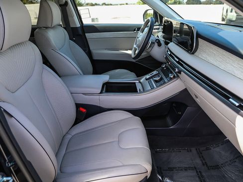 Used 2025 Hyundai Palisade Calligraphy AWD/4WD image 16