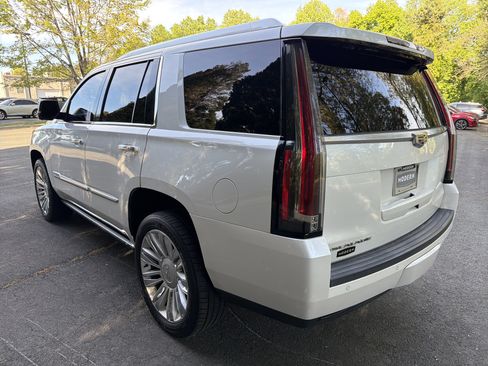 Used 2016 Cadillac Escalade Platinum image 6