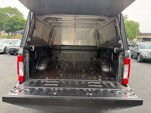 Used 2018 Ford F350 XL AWD/4WD image 23