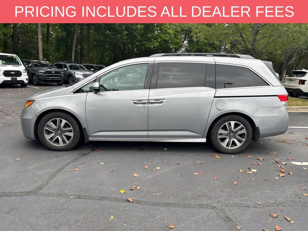 Used 2016 Honda Odyssey Touring Elite image 5