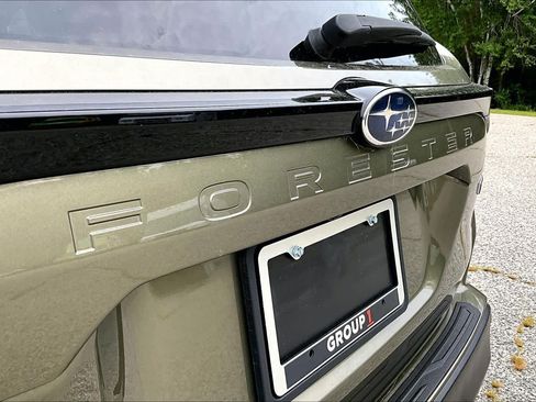 Used 2025 Subaru Forester Limited AWD/4WD image 10