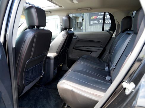 Used 2017 GMC Terrain SLT w/ Open Road Package image 18