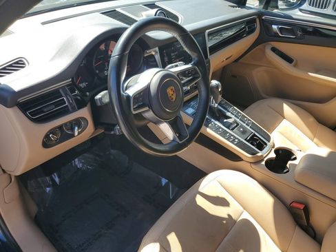 Used 2021 Porsche Macan image 21