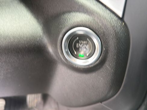 Used 2020 Chevrolet Silverado 1500 RST image 29