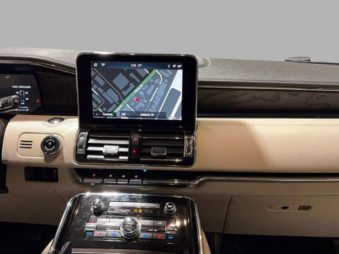 Used 2020 Lincoln Navigator Reserve w/ Equipment Group 208A Reserve image 38