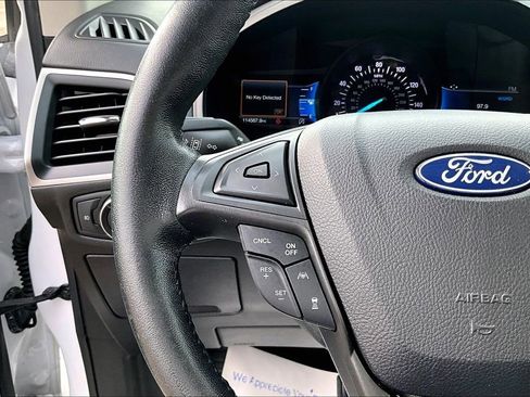 Used 2022 Ford Edge SEL w/ Convenience Package AWD/4WD image 17
