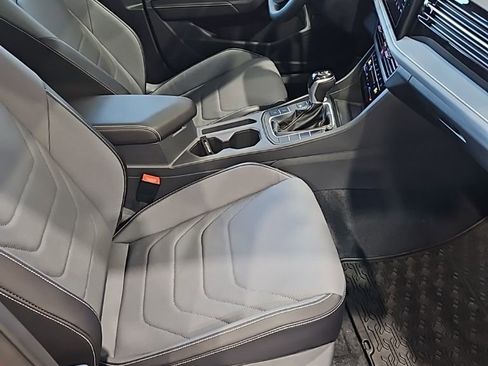 New 2026 Volkswagen Jetta SEL image 13