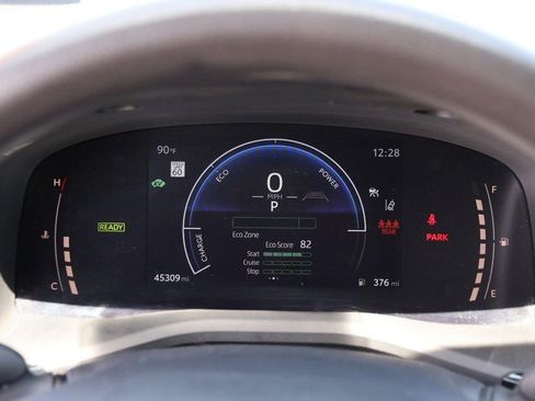 Used 2025 Toyota Camry LE FWD image 13