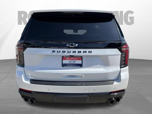 Certified 2025 Chevrolet Suburban Z71 AWD/4WD image 5