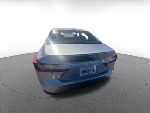 Used 2025 Toyota Camry LE image 7