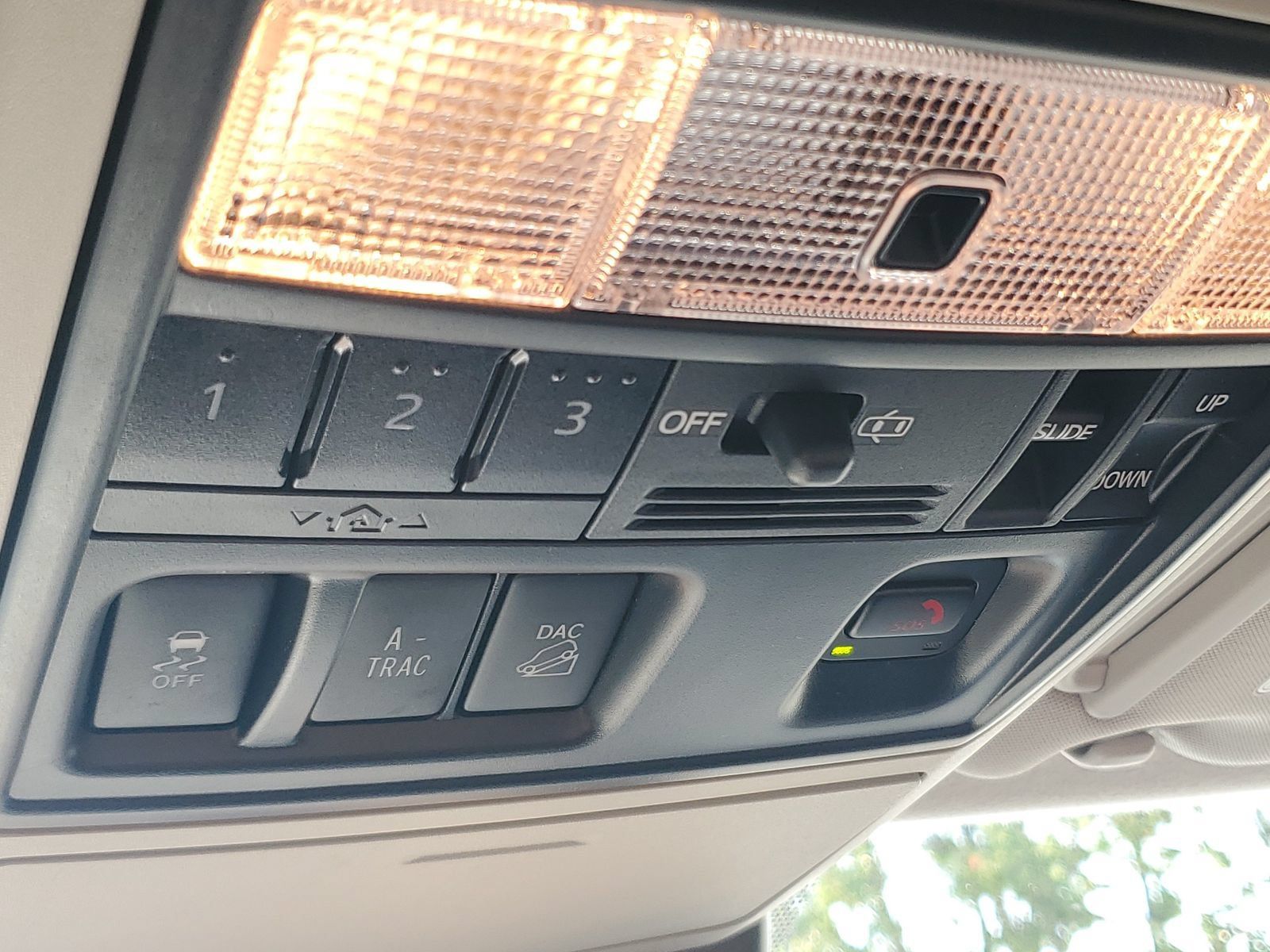 Used 2023 Toyota 4Runner Limited AWD/4WD image 31