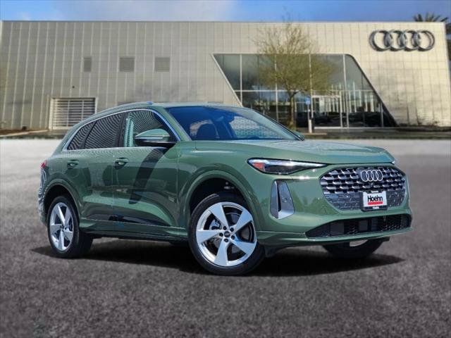 Used 2026 Audi Q5 Premium Plus AWD/4WD image 1