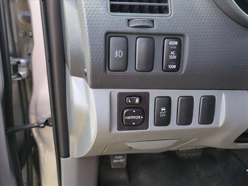 Used 2015 Toyota Tacoma PreRunner w/ TRD Sport Package RWD image 13