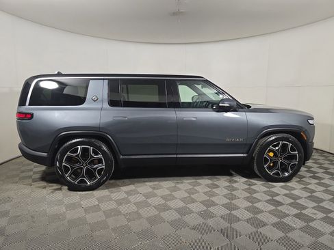 Used 2023 Rivian R1S Adventure image 6
