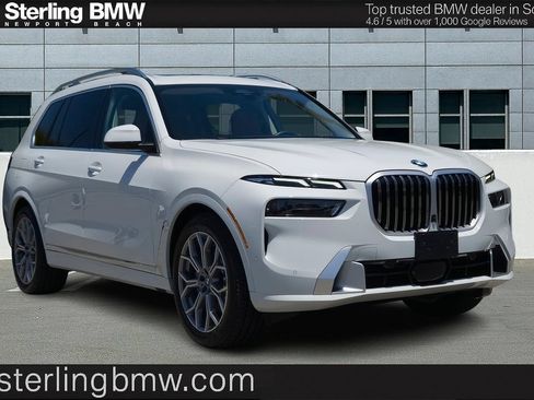 Used 2024 BMW X7 xDrive40i w/ Parking Assistance Package AWD/4WD image 1