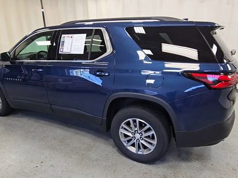 Certified 2023 Chevrolet Traverse LT FWD image 6