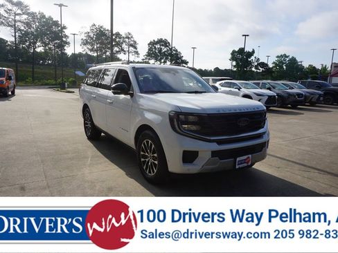 Used 2025 Ford Expedition Max Platinum AWD/4WD image 1