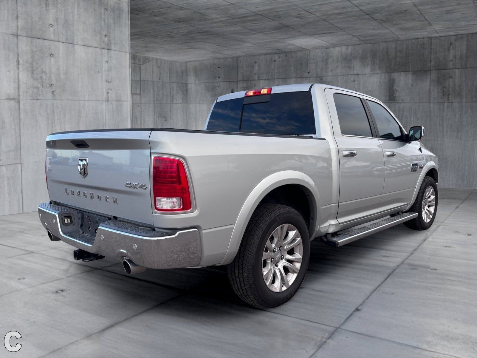 Used 2018 RAM 1500 Laramie Longhorn w/ Longhorn Southfork Package AWD/4WD image 4