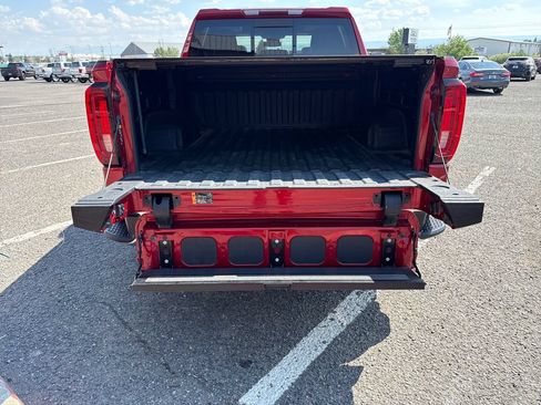 Used 2023 GMC Sierra 1500 SLT w/ SLT Premium Package AWD/4WD image 10