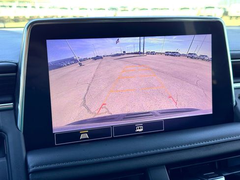 Used 2021 Chevrolet Tahoe LT image 32