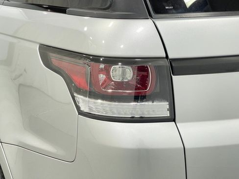 Used 2017 Land Rover Range Rover Sport SVR AWD/4WD image 35