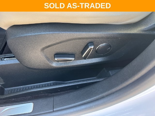 Used 2017 Ford Edge Titanium w/ Equipment Group 302A FWD image 12