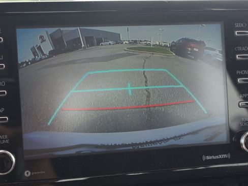 Used 2021 Toyota Corolla LE w/ Carpet Mat Package (TMS) FWD image 6