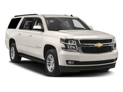 Used 2017 Chevrolet Suburban LT AWD/4WD image 6