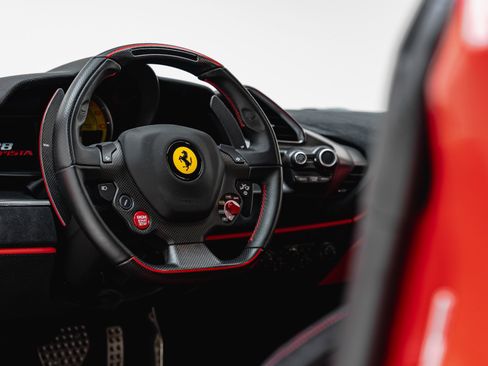 Used 2019 Ferrari 488 Pista Coupe RWD image 45
