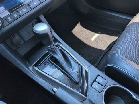 Used 2014 Toyota Corolla S w/ Driver Convenience Package FWD image 25