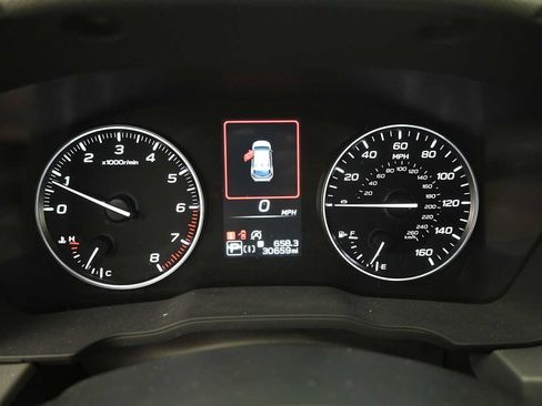 Used 2024 Subaru Crosstrek 2.5i Limited AWD/4WD image 7