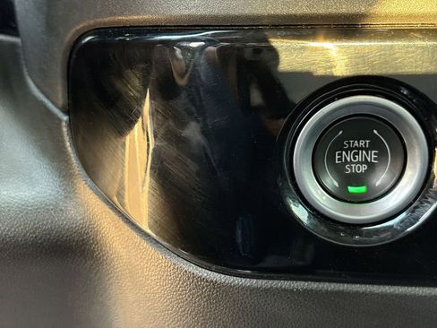 Used 2023 Chevrolet Silverado 1500 RST image 22