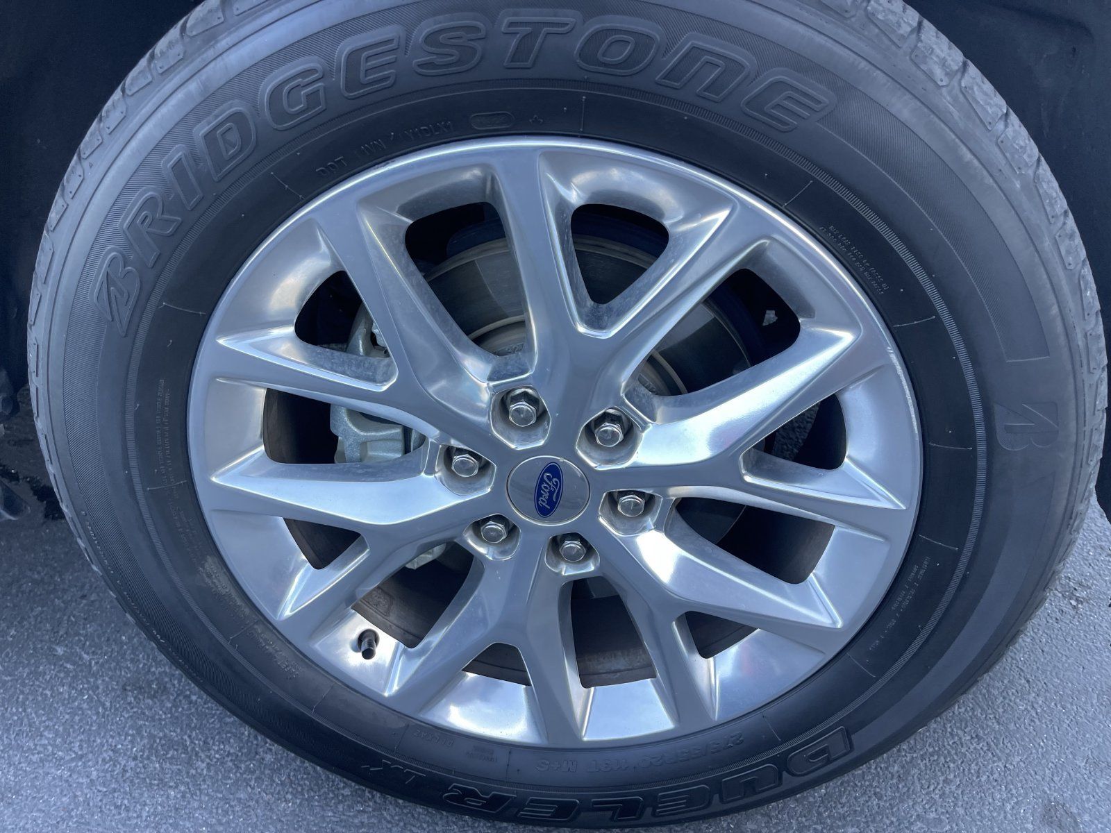 Used 2020 Ford Expedition XLT w/ Equipment Group 202A AWD/4WD image 6