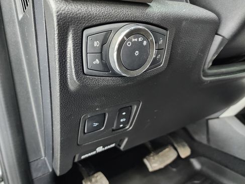 Used 2020 Ford F250 Lariat image 46