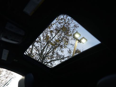 Used 2023 Dodge Durango R/T image 28