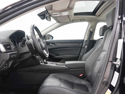 Used 2020 Honda Accord Touring image 20
