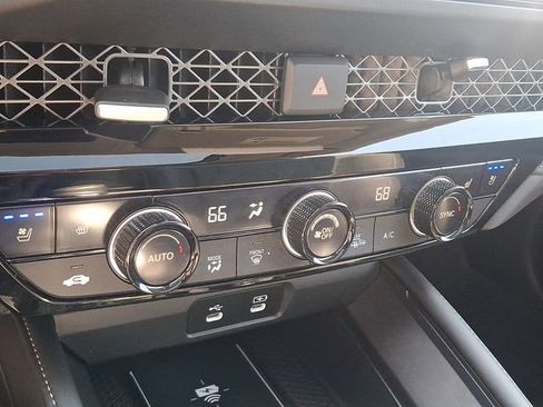 Certified 2023 Honda Accord Touring image 17