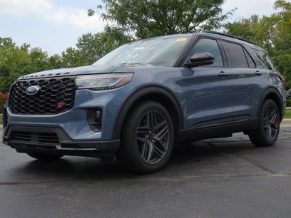 Used 2025 Ford Explorer ST