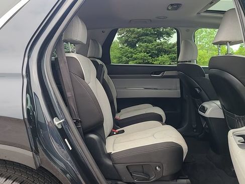 Used 2021 Hyundai Palisade SEL FWD image 31