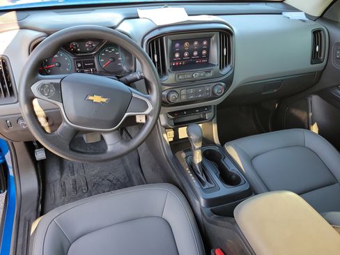 Used 2022 Chevrolet Colorado W/T w/ Custom Special Edition image 18