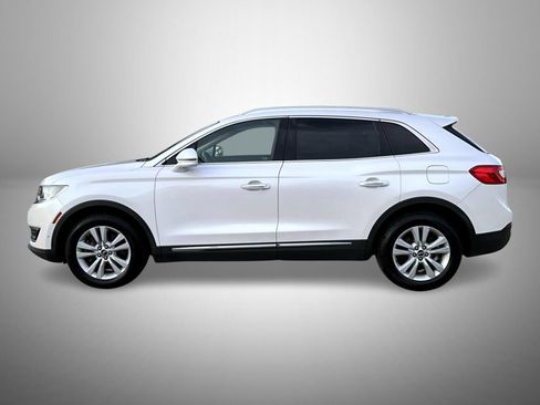Used 2017 Lincoln MKX Reserve AWD/4WD image 8