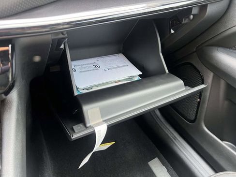 Used 2026 Jeep Compass Limited image 33