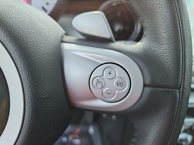 Used 2009 MINI Cooper Hardtop FWD image 18