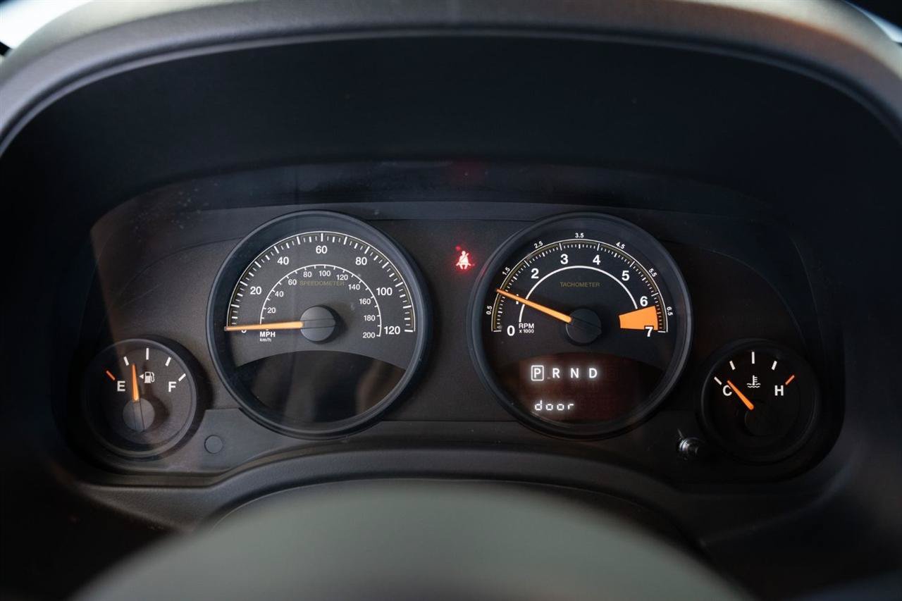 Used 2014 Jeep Patriot Sport w/ Power Value Group FWD image 17