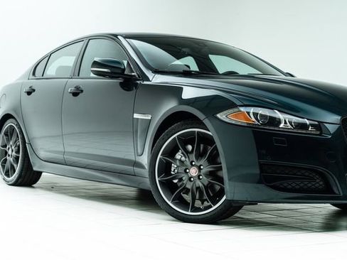 Used 2015 Jaguar XF Sport image 2